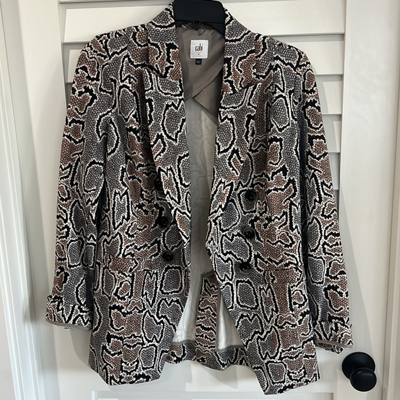 Cabi 3733 Python Blazer NWOT - Picture 3 of 4